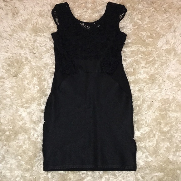 VENUS Dresses & Skirts - VENUS Lace & Leather Dress